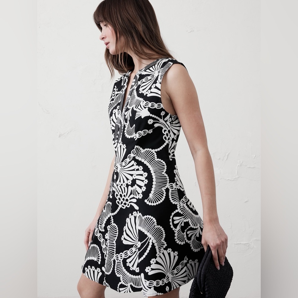 NWT! Banana Republic Black and White Poplin Mini Dress